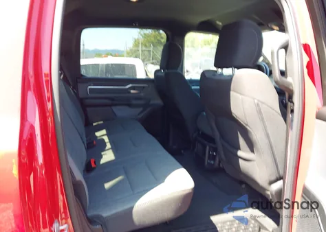 2023 Ram 1500 Big Horn 4X2 5'7 Box из США, поврежденный, VIN 1C6RREFTXPN559605